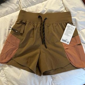 lululemon WovenAir High-Rise Hiking Short 4” - Size 8 - All Spice